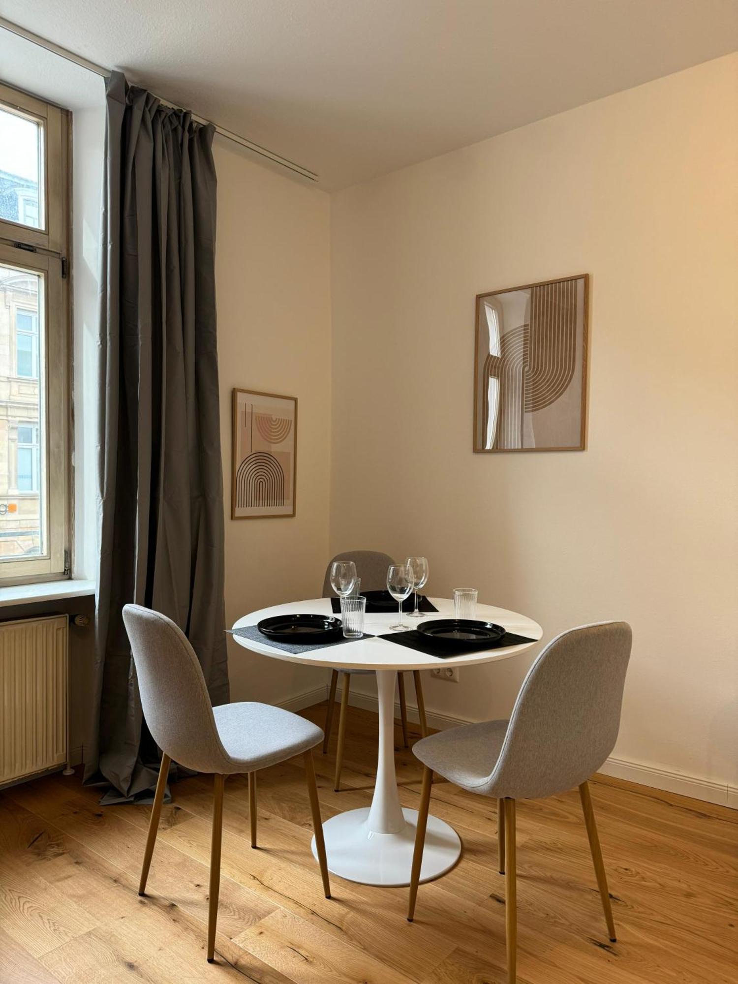 Lu16 One - Modern, Zentral Mit Terrasse Apartment